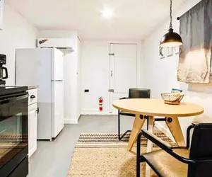 Photo 5 - Rustic Gem 5min-asian District Full Kitchen
