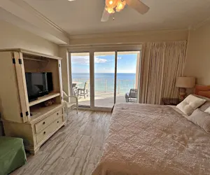 Photo 3 - Regency Isle 703