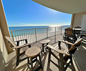 Photo 2 - Regency Isle 703