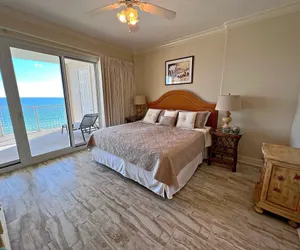 Photo 5 - Regency Isle 703