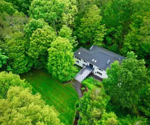 Photo 2 - The Harlow House