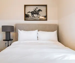 Photo 4 - The Conway by AvantStay Modern Comfort Near Downtown Nashville