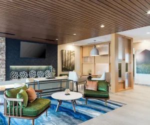 Photo 3 - Fairfield Inn & Suites Hanford