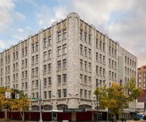 Photo 2 - Hampton Inn by Hilton Lincoln Downtown