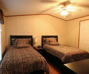 Photo 3 - Eagle Ford Village Suites Dilley