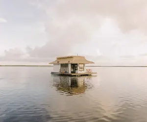 Photo 2 - Premium Floating Bungalow by Stay Ombi
