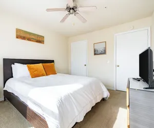 Photo 3 - Bradenton Apartments by Landing