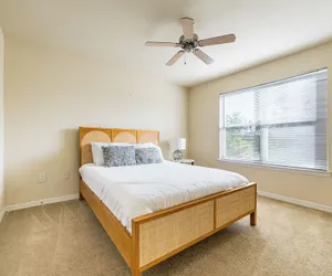 Photo 4 - Bradenton Apartments by Landing