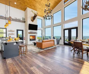 Photo 2 - Skyline Sanctuary Indoor Pool, Game Room, Firepit, Mountain Views, Luxe Design