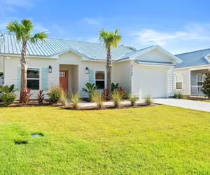 Photo 3 - Beach House - Palm Paradise by PHG