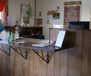 Photo 4 - Frontier Motel