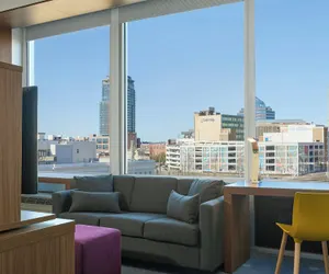Photo 4 - Aloft Durham Downtown