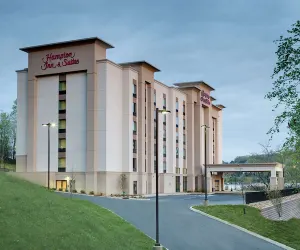 Photo 2 - Hampton Inn & Suites Knoxville Papermill Drive