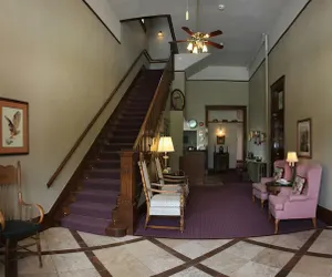 Photo 2 - Town Hall Inn