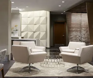 Photo 4 - The Godfrey Hotel Boston