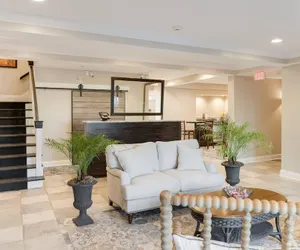 Photo 3 - The Port Inn and Cottages, an Ascend Collection Hotel