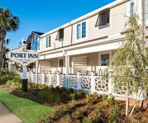 Photo 2 - The Port Inn - Port St Joe, an Ascend Collection Hotel