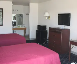 Photo 5 - Boomtown Inn