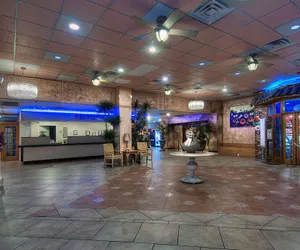 Photo 4 - Shalimar Hotel of Las Vegas