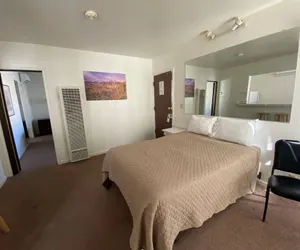 Photo 3 - Bristlecone Motel
