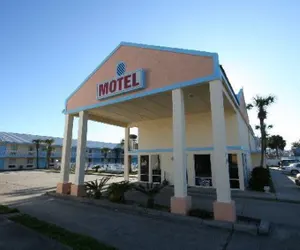 Photo 2 - Coconut Grove Motor Inn