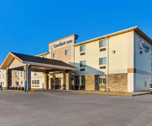 Photo 2 - Comfort Inn Yankton SD