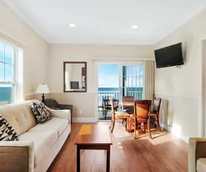 Photo 3 - Cliffside Resort Condominiums