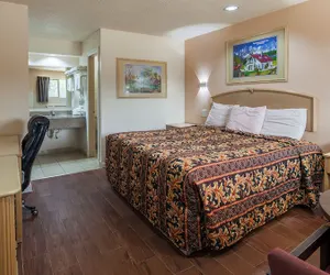 Photo 2 - Denver City Motel