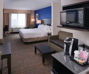 Photo 5 - Holiday Inn Express & Suites Bakersfield Airport, an IHG Hotel