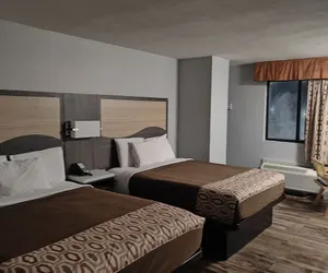 Photo 3 - Mountain Vista Inn & Suites