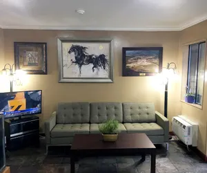 Photo 4 - Fairground Inn