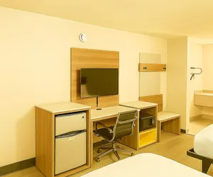 Photo 2 - Economy Inn Little Rock
