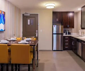 Photo 5 - Residence Inn by Marriott Seattle University District