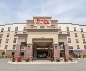 Photo 2 - Hampton Inn & Suites Pittsburgh/Harmarville