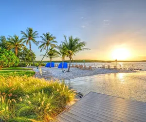 Photo 4 - Grand Marina Suite by Brightwild Waterfront