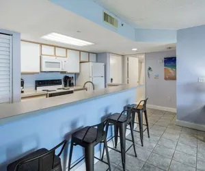 Photo 5 - Salt Pond Hideaway Cute Condo w Pool Hot Tub