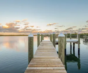 Photo 3 - Spindrift House by Brightwild Huge Pool Dock