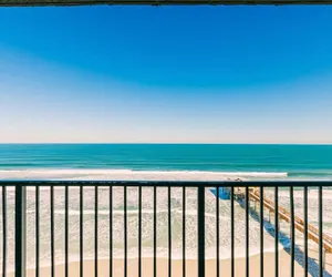 Photo 5 - Ocean Front Condo w Amazing Views Pool Hot Tub