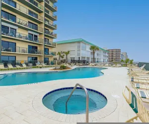 Photo 4 - Ocean Views Pool Hot Tub Seahorse Suite 907