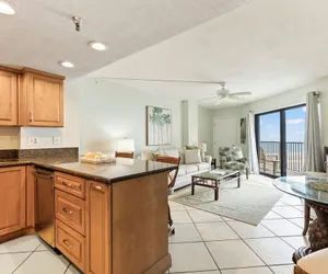 Photo 5 - Tropical Palms Partial Ocean View Pool Hot Tub