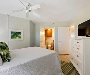 Photo 4 - Tropical Palms Partial Ocean View Pool Hot Tub