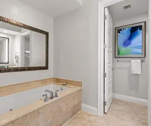 Photo 4 - Resort View 1BR Suite