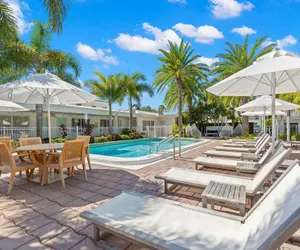 Photo 5 - Stunning 2BR Suite, Just Steps to the Beach