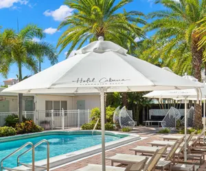 Photo 4 - Stunning 2BR Suite, Just Steps to the Beach