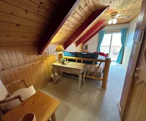 Photo 5 - Mount Peale Country Inn and Cabins