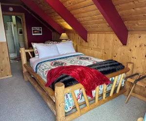 Photo 4 - Mount Peale Country Inn and Cabins