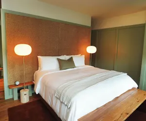 Photo 5 - Albert Hotel