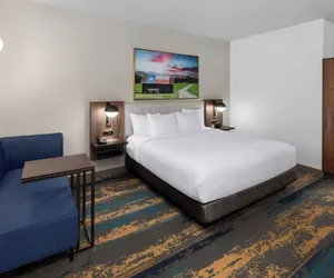 Photo 5 - La Quinta Inn & Suites By Wyndham San Antonio At The Rim