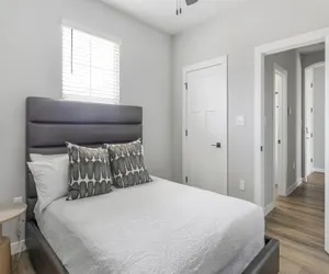 Photo 3 - Landing Apartments Huntsville
