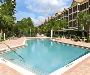 Photo 5 - Spacious Pet-friendly Condo- 6 Mins From Disney